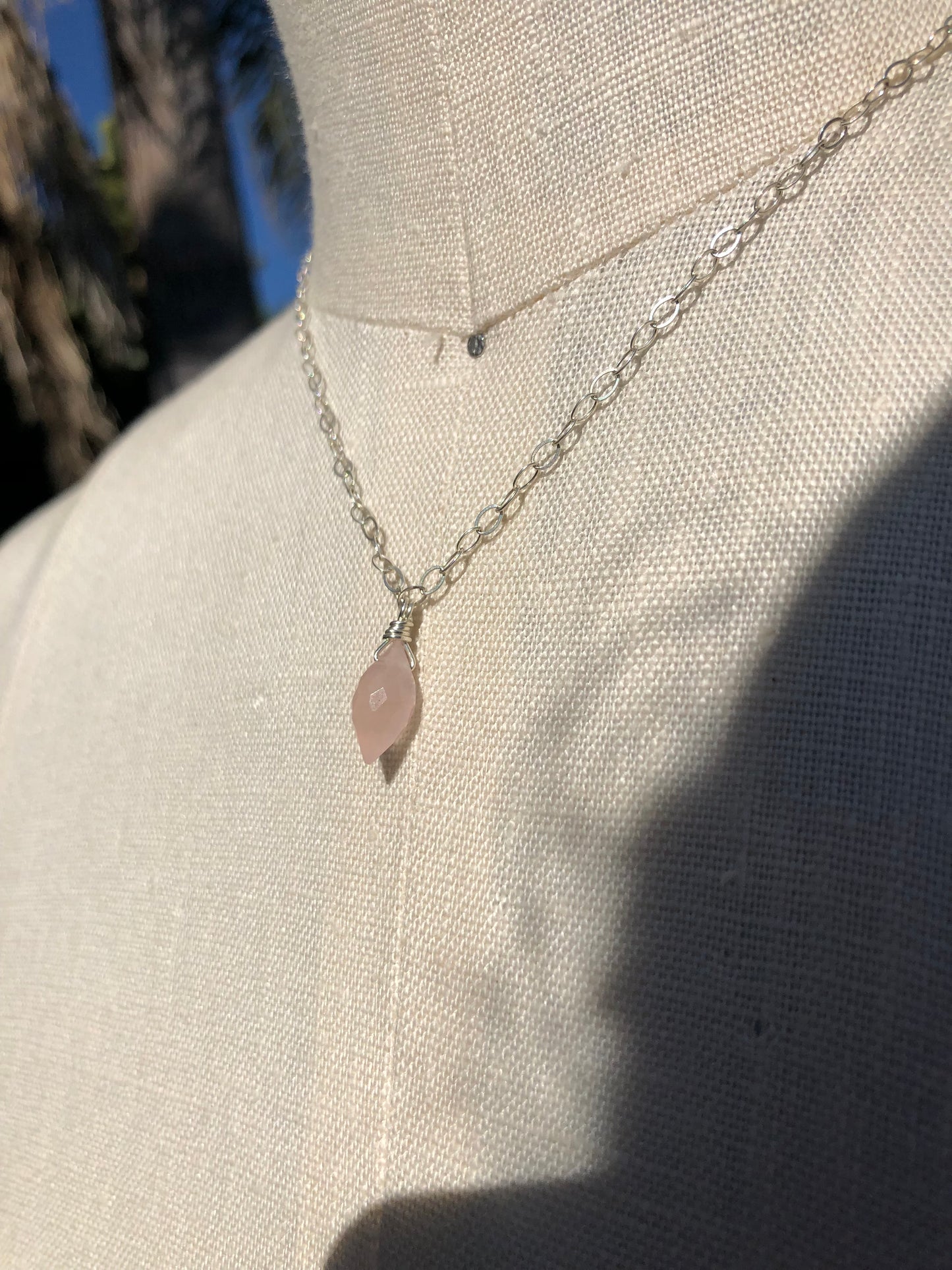 Rose Quartz Dew Drop