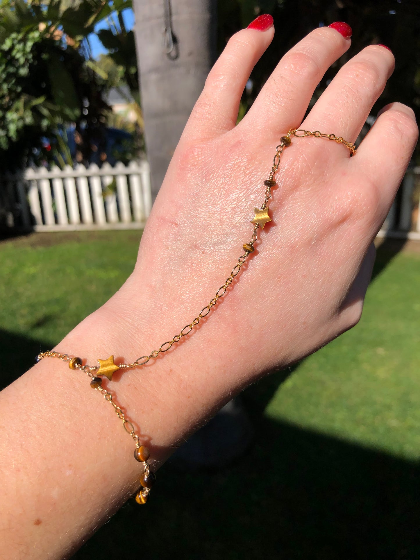 Tiger Star Handchain