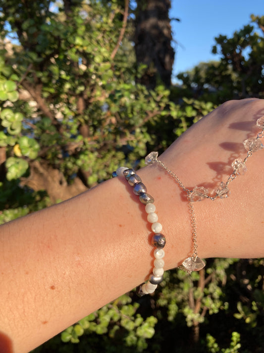 Freshwater Pearl & Mother-of-Pearl Sterling Silver Beaded Bracelet – One of a Kind