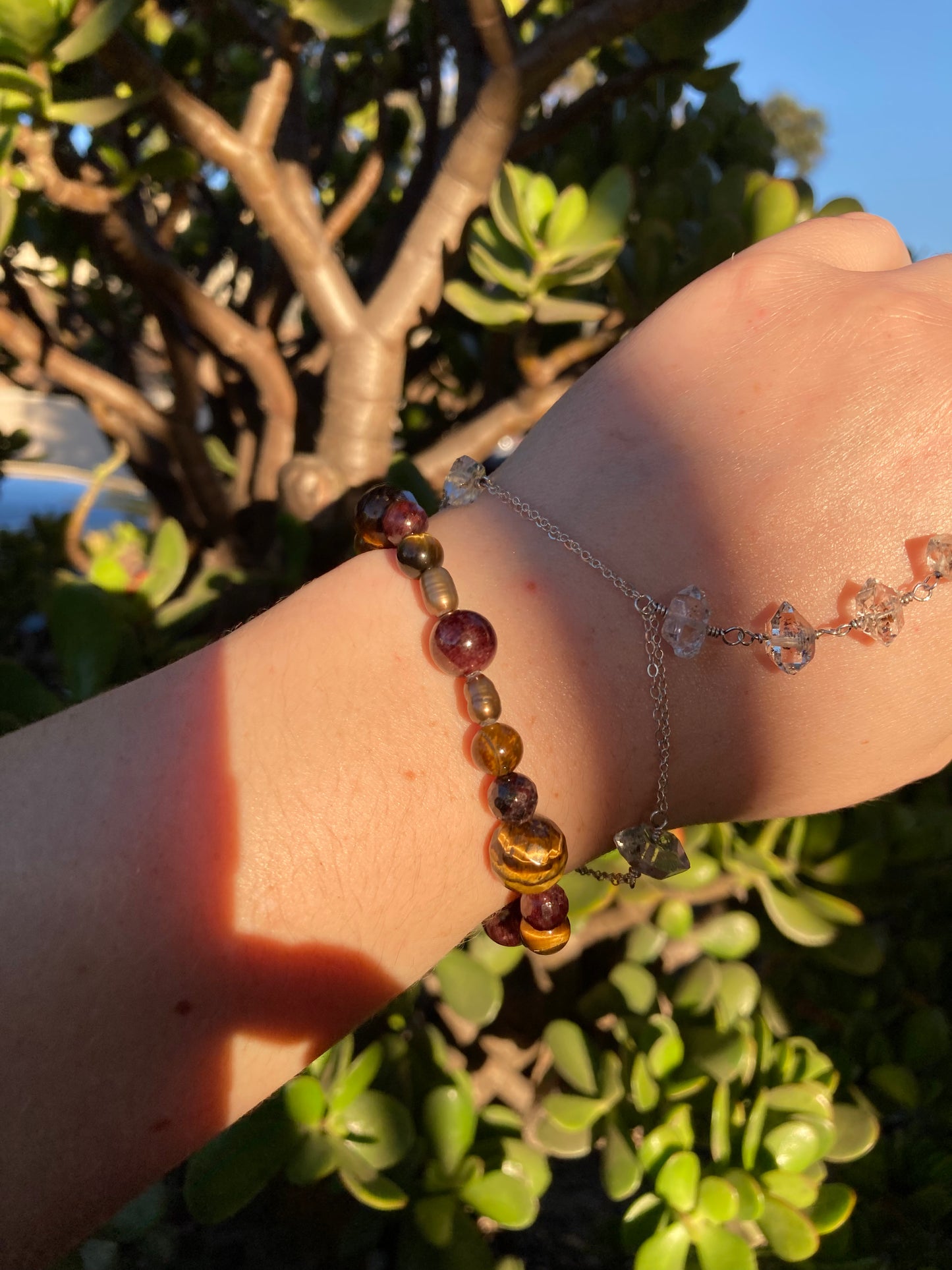 Garnet, Tiger's Eye & Brown Freshwater Pearl Copper Beaded Bracelet